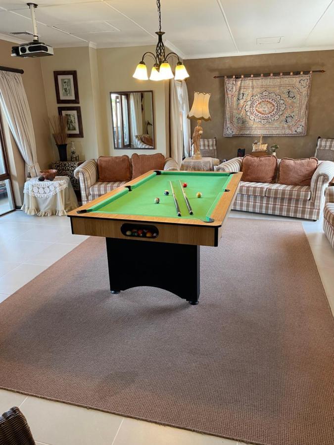 Eden Rose Manor B&B ラ・マーシー エクステリア 写真