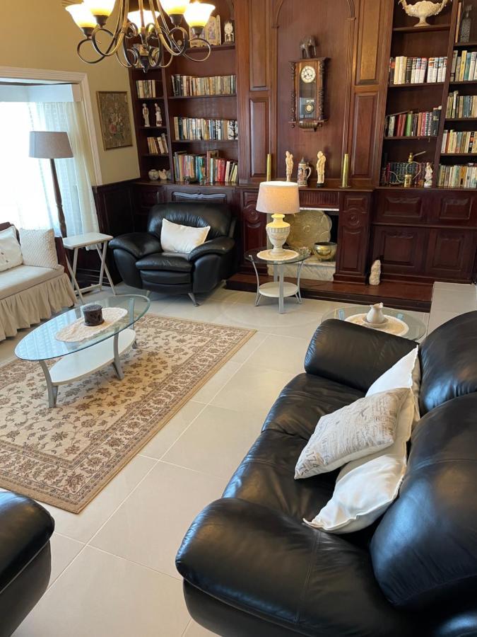 Eden Rose Manor B&B ラ・マーシー エクステリア 写真
