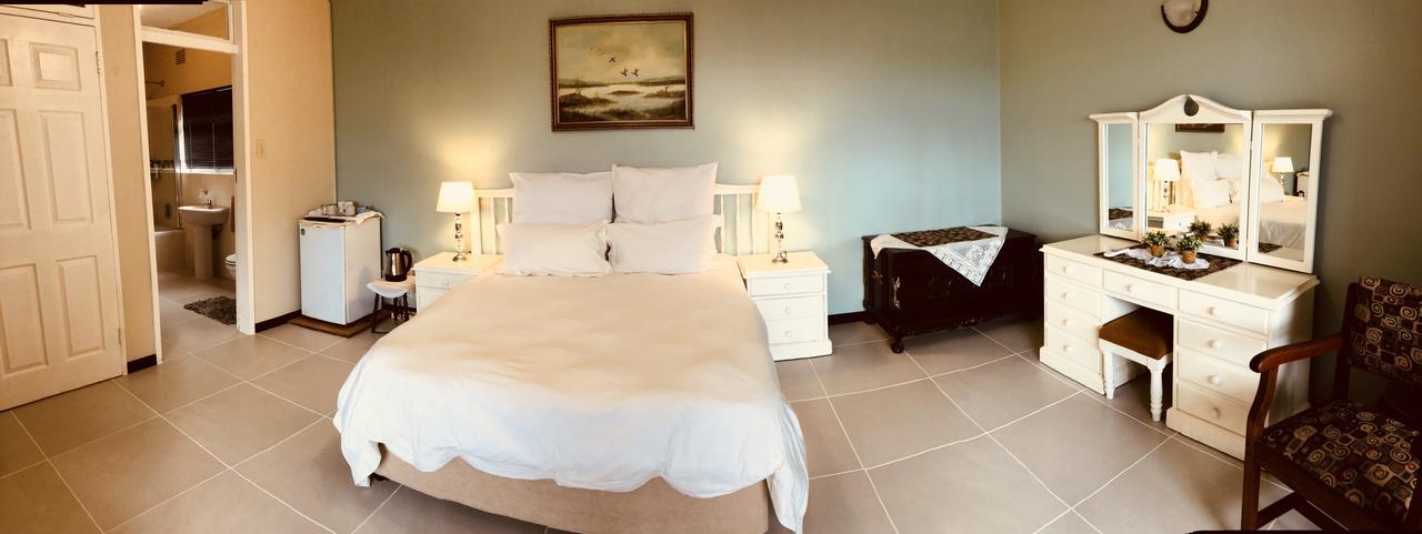 Eden Rose Manor B&B ラ・マーシー エクステリア 写真